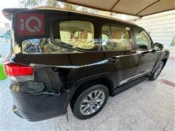 تۆیۆتا لاند کروزەر